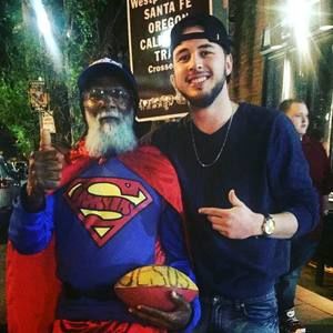 Meet your Posher, Derek